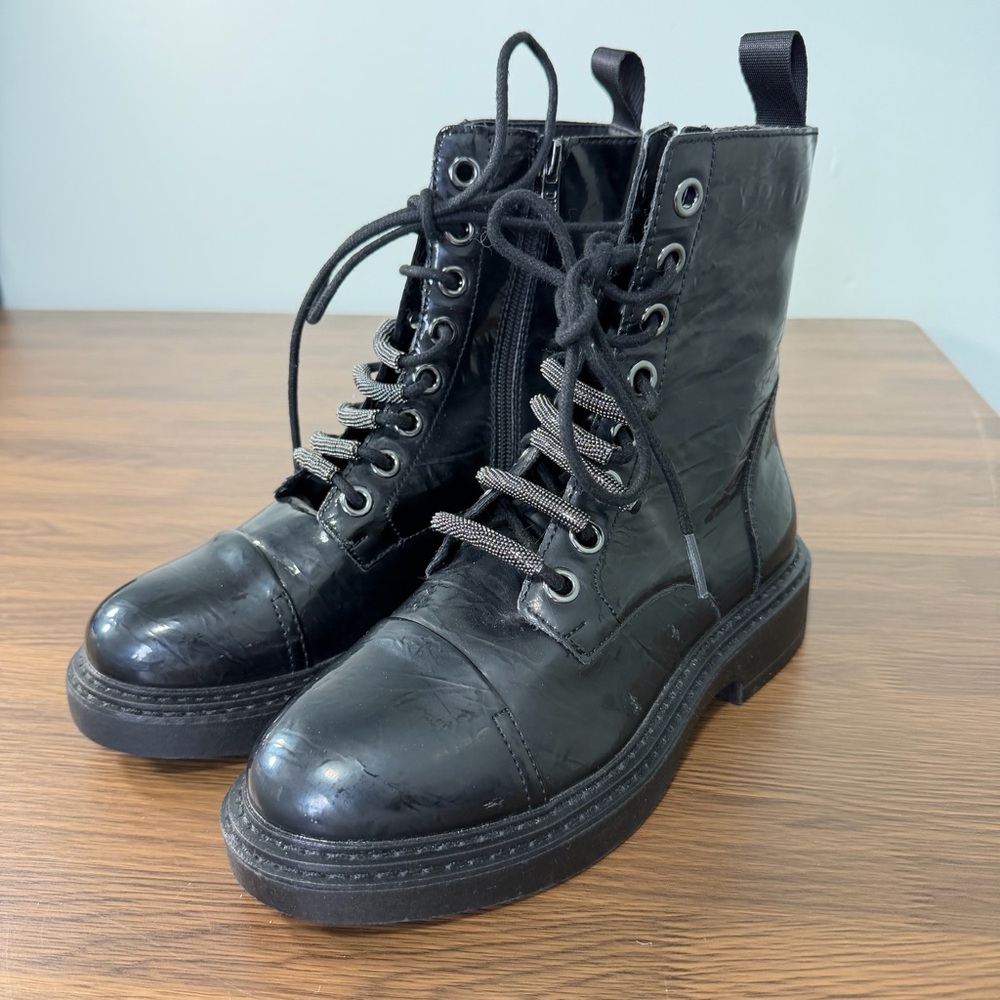 DKNY Malaya Black Faux Patent Leather Lace-Up Combat Boots Sz‎ 6.5
